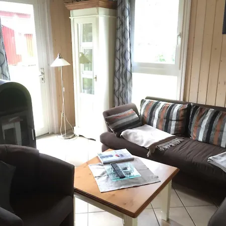 בית נופש Ostsee Strandhaus Seerobbe *