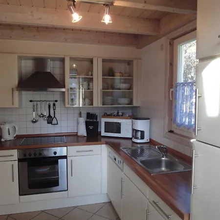 Ostsee Strandhaus Seerobbe * Baabe