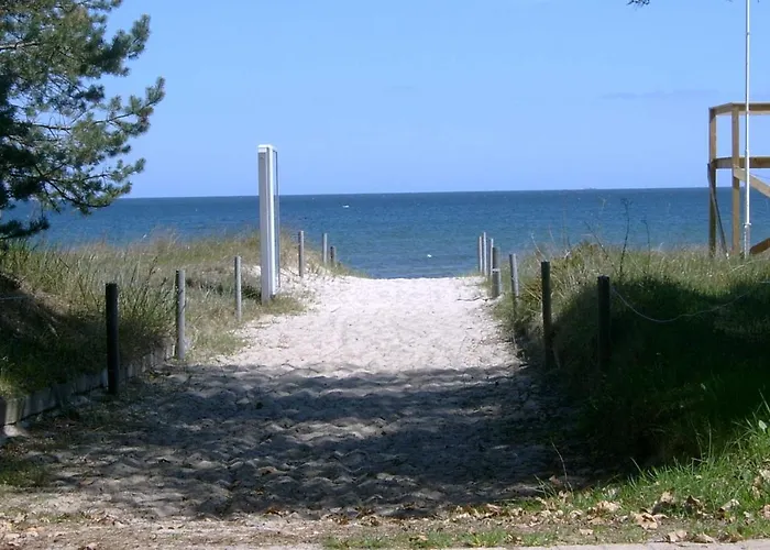 Ostsee Strandhaus Seerobbe بيت للعطل *